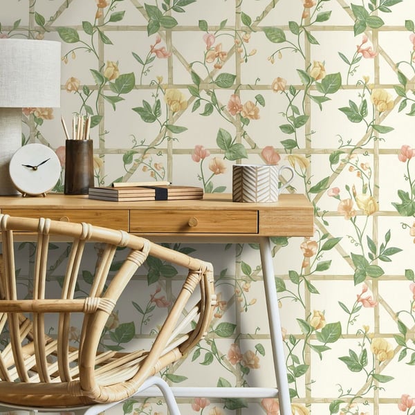 Holden Décor Trailing Floral Wallpaper