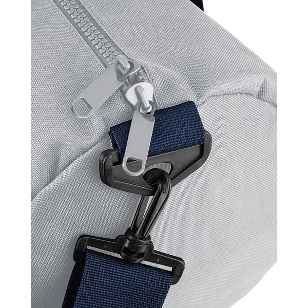 Bagbase Plain Varsity Barrel / Duffle -laukku (20 litraa)