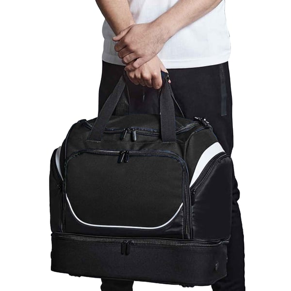 Quadra Pro Team Hardbase Holdall (40 litraa)