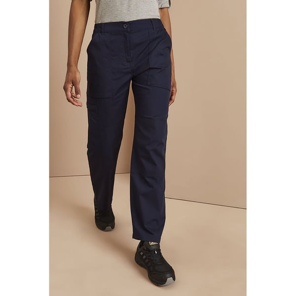 Regatta Ladies New Action Trouser (Short) / Pants