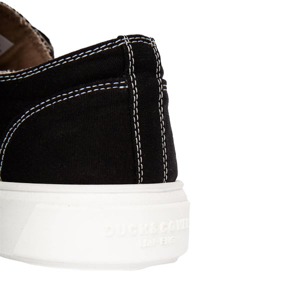 Duck and Cover Mens Nesta Trainers