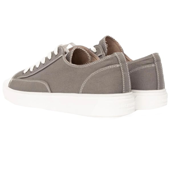 Duck and Cover Mens Nesta Trainers