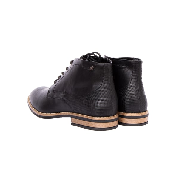 Duck and Cover Mens Glutinosa Leather Chukka Boots