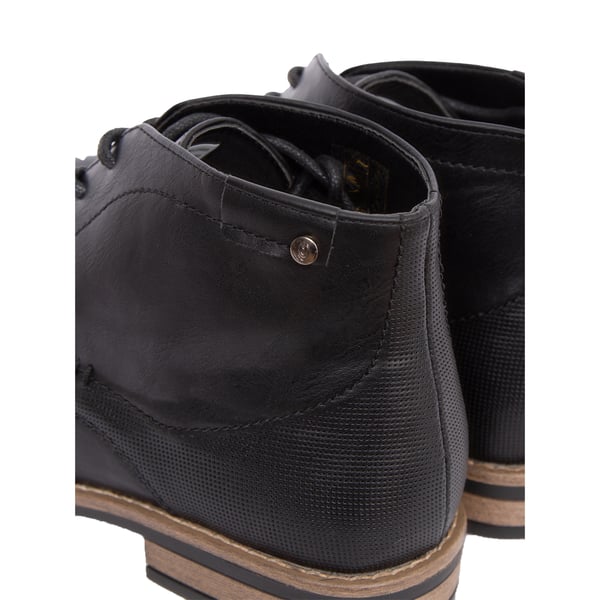 Duck and Cover Mens Glutinosa Leather Chukka Boots
