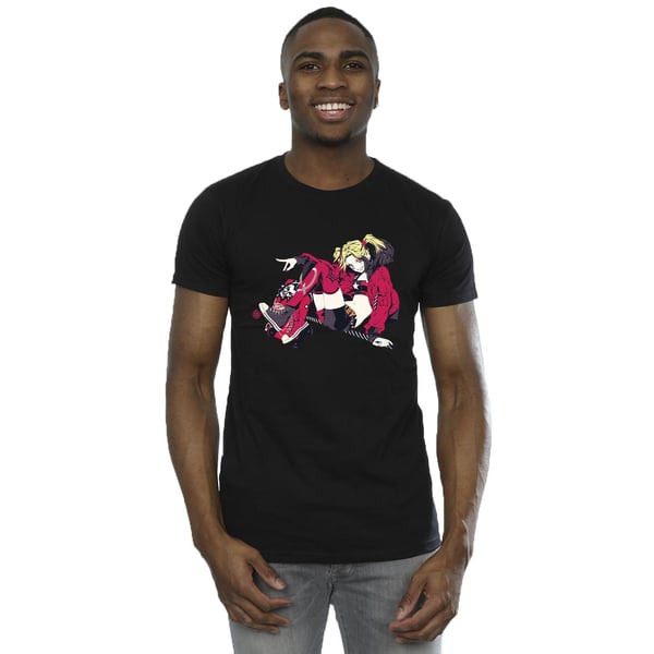 DC Comics Mens Harley Quinn Rollerskates T-Shirt