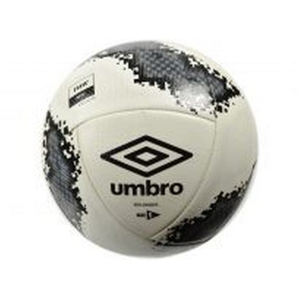 Umbro Neo Swerve Fotboll