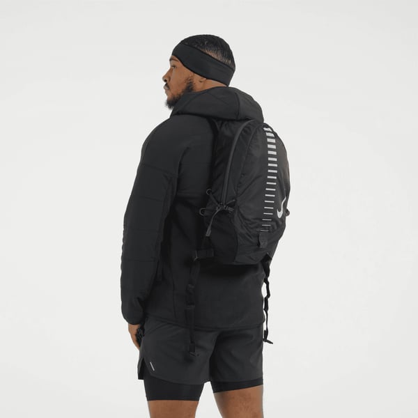 Nike Run Commuter 15L reppu