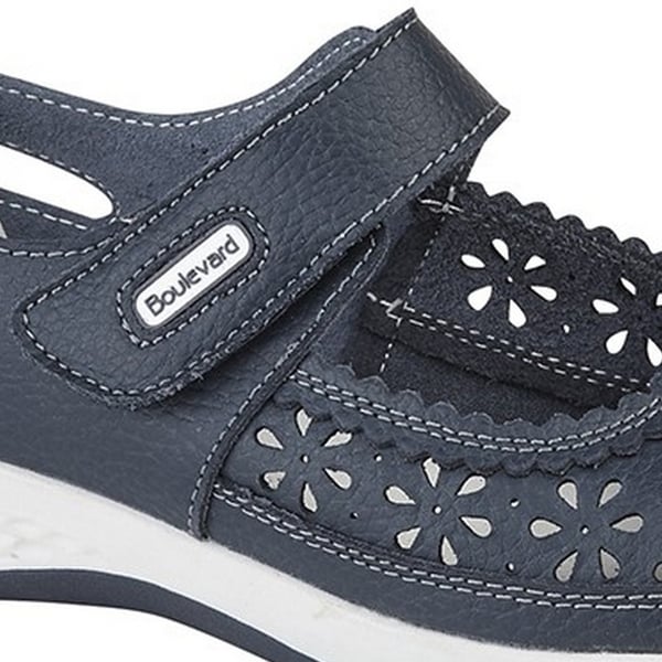 Boulevard Womens/Ladies Wide Fitting Window Back Punched Bar Shoes