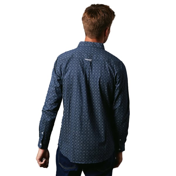 Maine Mens Tudor Tile Print Long-Sleeved Shirt