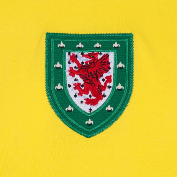 FA Wales Miesten 1976 John Toshack Retro Vieraspaita