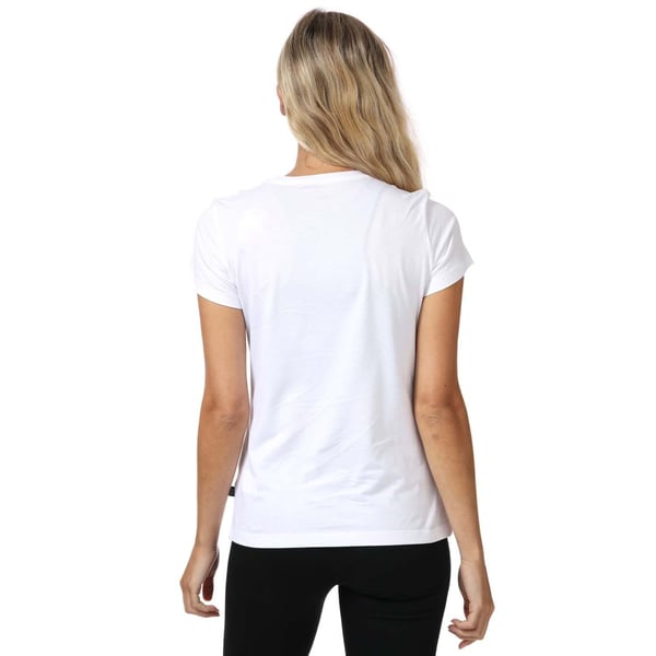 Essentials Naisten Pieni Logo T-paita