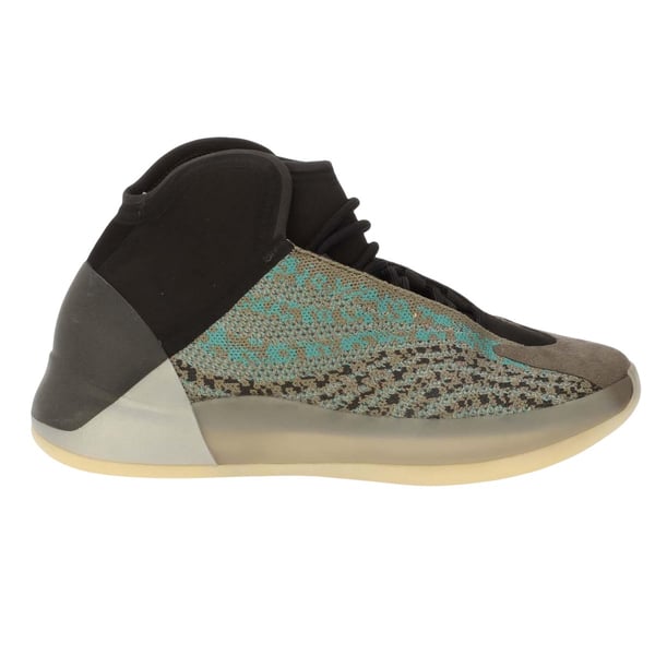 Yeezy miesten QNTM-lenkkarit