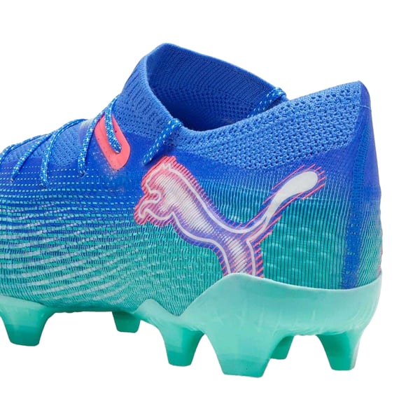 Puma Herr Future 7 Ultimate Låga Fotbollsskor för Fast Underlag