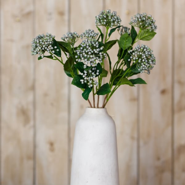 Hill Interiors Budding Hortensia Konstgjord Blomspray
