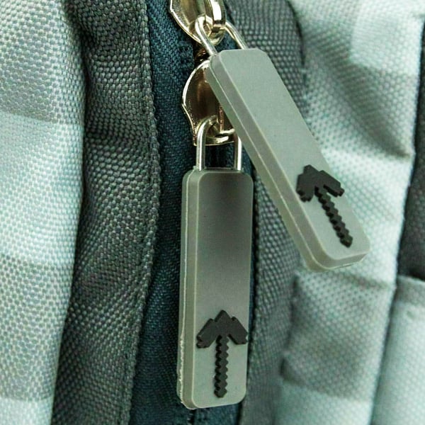 Minecraft Childrens/Kids Official Silver Mini Backpack