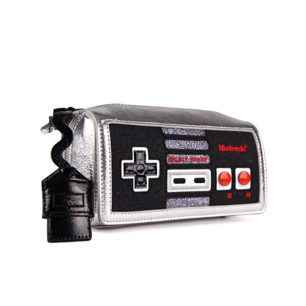 Danielle Nicole Super Mario Vyölaukku