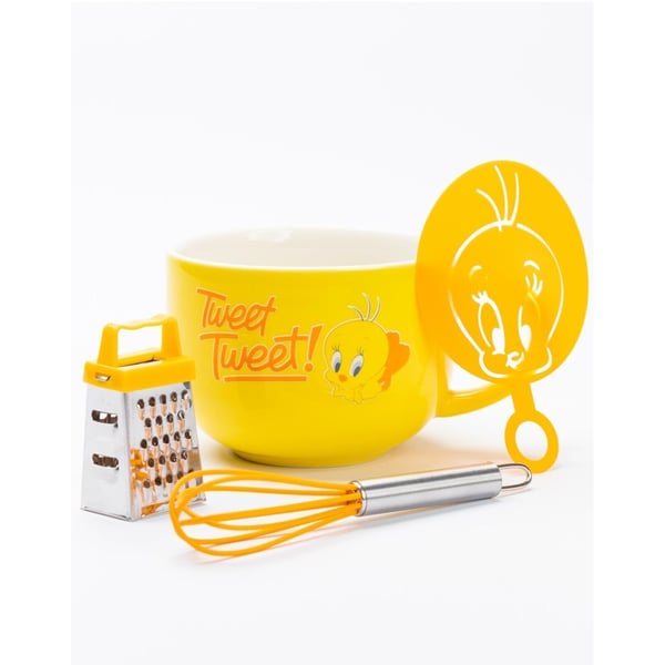 Looney Tunes Tweety Mug and Stencil Set