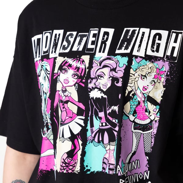 Monster High Womens/Ladies Group Pose Long Pyjama Set