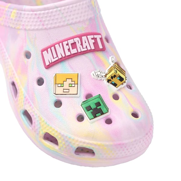 Minecraft tyttöjen hahmot logo puukengät