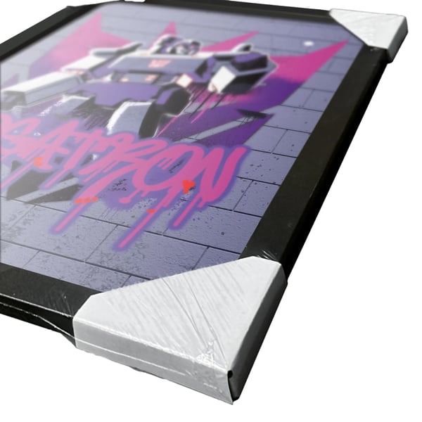 Transformers Graffiti Megatron Kehystetty juliste