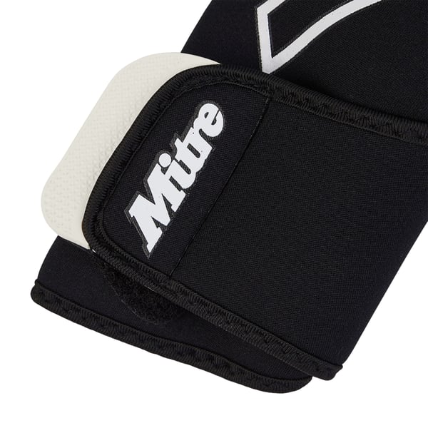 Mitre Unisex Adult Impel 24 Goalkeeper Gloves