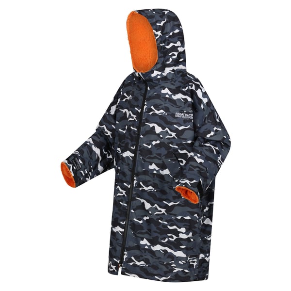 Regatta Childrens/Kids Camouflage Waterproof Changing Robe