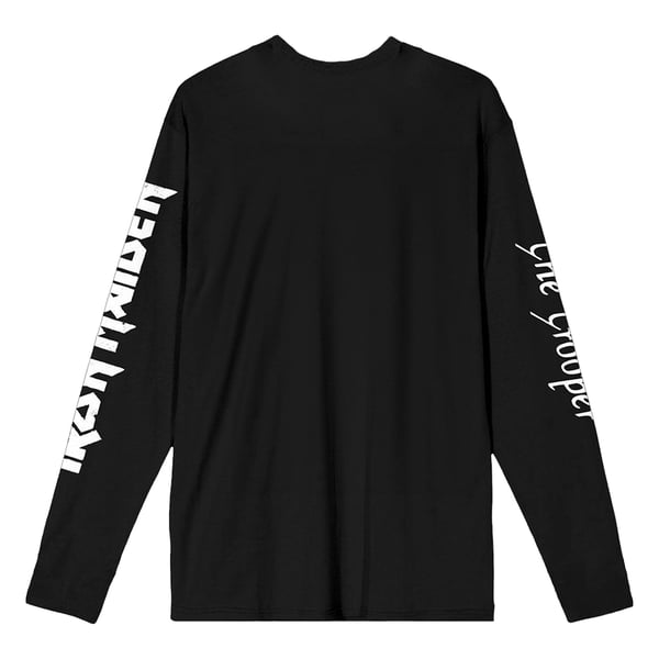 Iron Maiden Unisex Adult Trooper Isolated Long-Sleeved T-Shirt