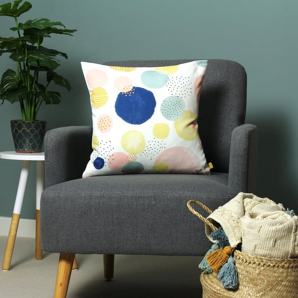Furn Dottol kierrätetty tyynynpäällinen