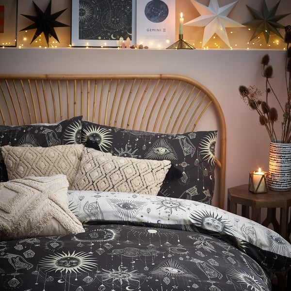 Furn Constellation pussilakanasetti