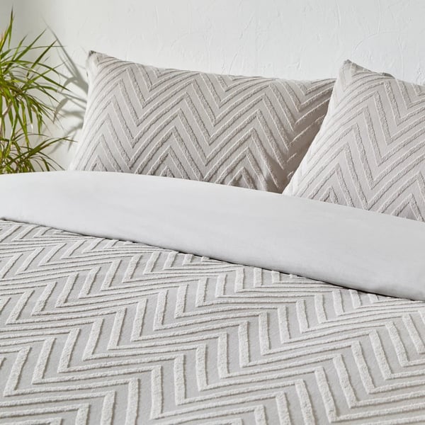 The Linen Yard Tufted Chevron Duvet Cover Set