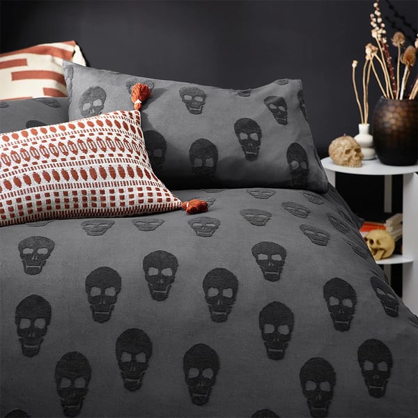 Tufted Cotton Skull Duvet Cover Set