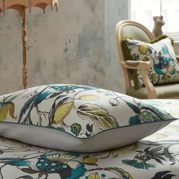 EW By Edinburgh Weavers Morton Contrast Piping Sateen Floral Duvet Cover Set