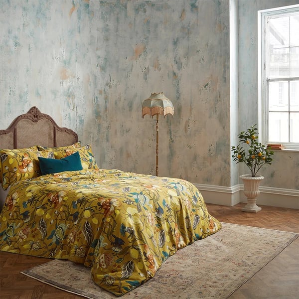 EW By Edinburgh Weavers Morton Contrast Piping Sateen Floral Duvet Cover Set