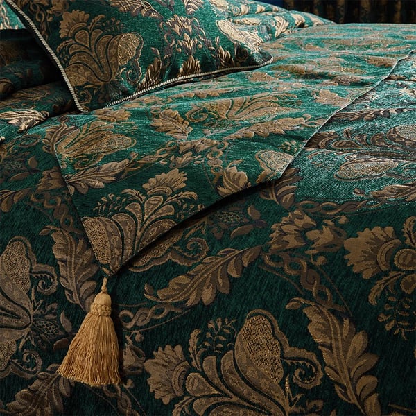 Paoletti Shiraz Traditional Jacquard Bed Runner