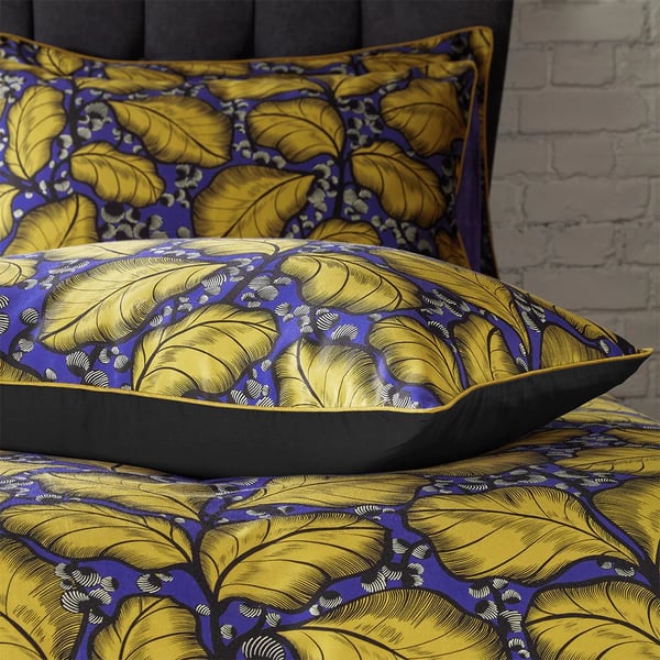 EW by Edinburgh Weavers Magali Sateen Tropical Housewife Pillowcase (Pack of 2)