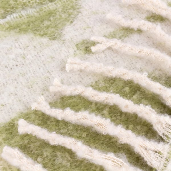 Hoem Meta Jacquard Tassel Throw