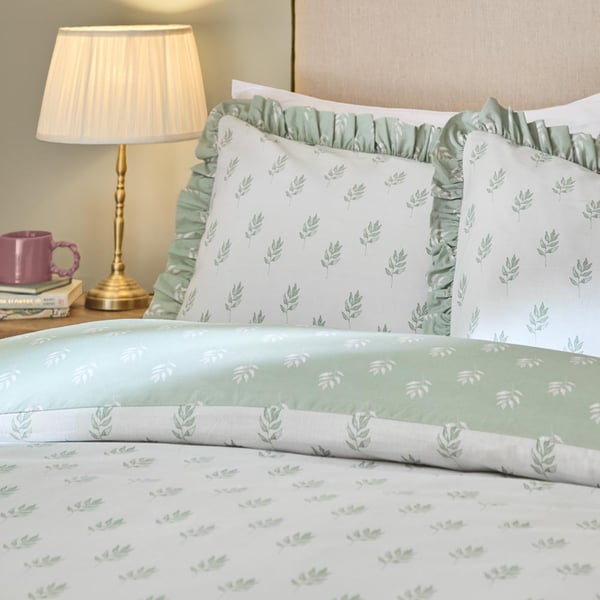 Wylder Ava Reversible Duvet Cover Set