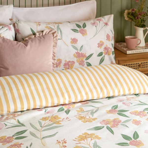 Wylder Betsie Reversible Printed Duvet Cover Set