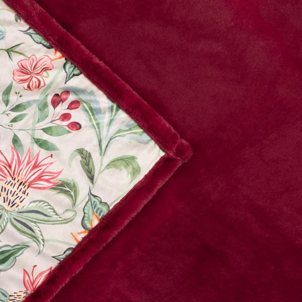 Wylder Beatrice Velvet Floral Throw