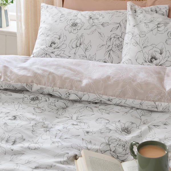 Wylder Bella Reversible Floral Duvet Cover Set