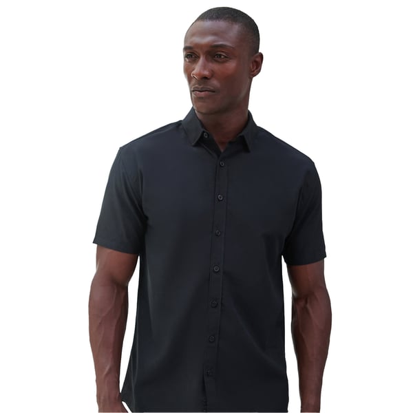 Henbury Mens Cotton Feel CoolPlus Short-Sleeved Shirt
