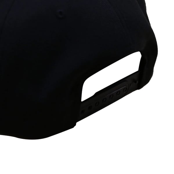 Flexfit by Yupoong Unisex snapback kasket med roser print