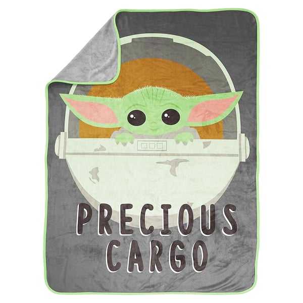 Star Wars: The Mandalorian Precious Cargo Sherpa Fleece Fluffy Baby Yoda Blanket