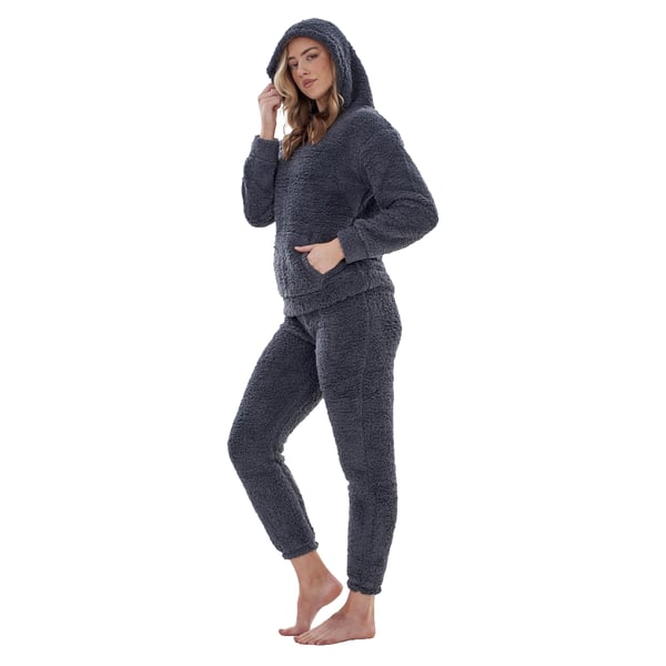 Keanu Womens/Ladies Borg Long Pyjama Set