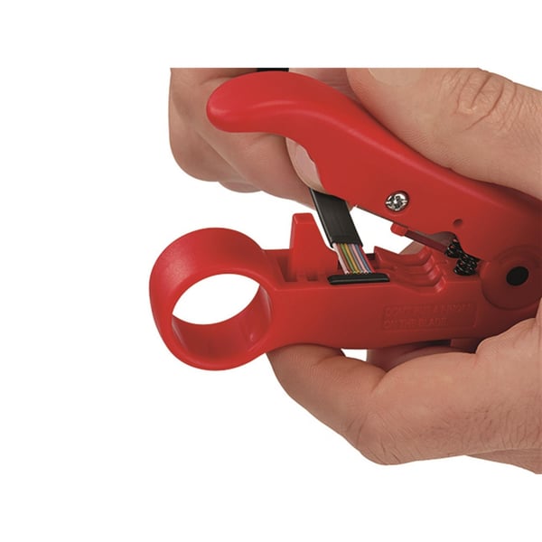 Knipex-kuorintatyökalu koaksiaali- ja datakaapeleille