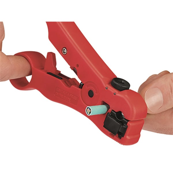 Knipex-kuorintatyökalu koaksiaali- ja datakaapeleille