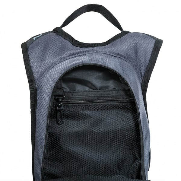 Trespass Mirror Hydration Backpack/Rucksack (15 Litres) With Water Resevoir (2 Litres)