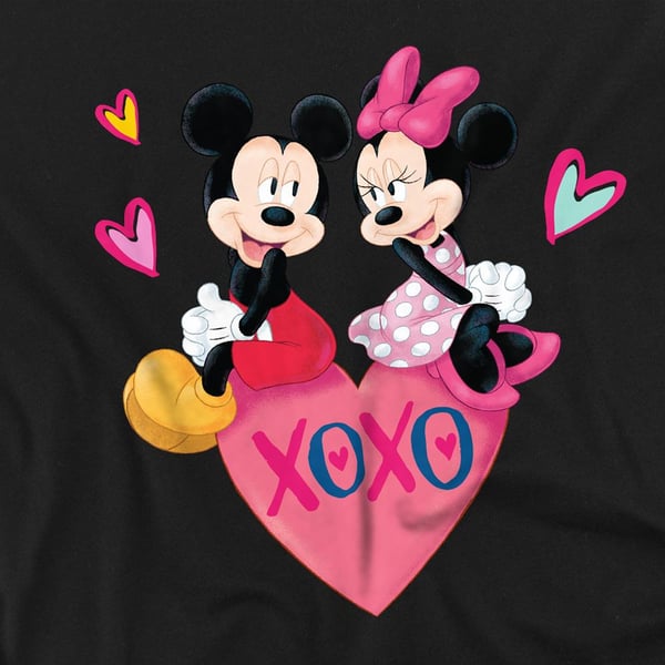 Mickey Mouse Unisex Adult Xoxo Minnie Mouse Valentine`s Day T-Shirt