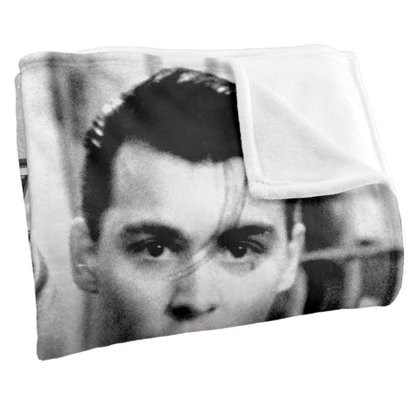 Cry Baby -julistapeitto
