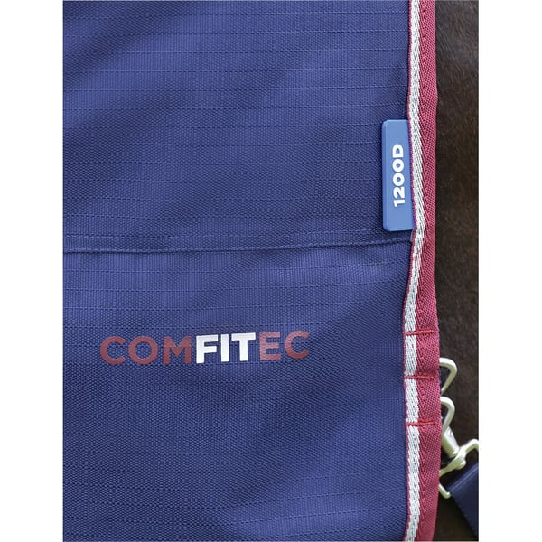 Weatherbeeta Comfitec Essential 220g Horse Turnout Rug